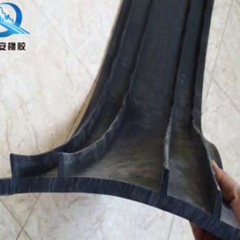 厂家供应651型中埋式外贴式橡胶止水带300-6 300*8钢边钢板止水带图2