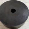 工业橡胶制品 黑色圆柱体硅胶材质冲压件缓冲件 机械缓冲橡胶垫片