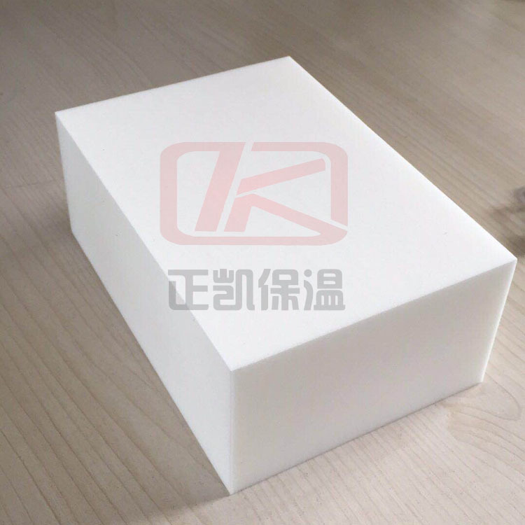 116828800693160623 拷贝