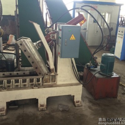 东诺橡胶机械QTJ-1200型液压轮胎切割机