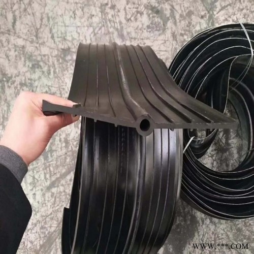 源硕  橡胶止水带  背贴式止水带橡胶止水带  中埋式橡胶止水带  300*8天然橡胶止水带图7