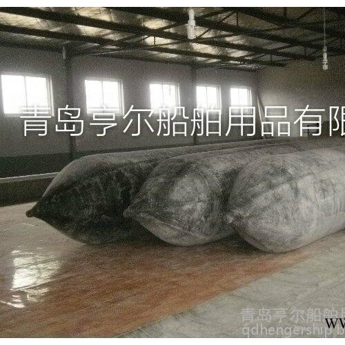 **船用天然橡胶气囊   船用充气靠球    船用EVA护舷  船用聚氨酯护舷图8