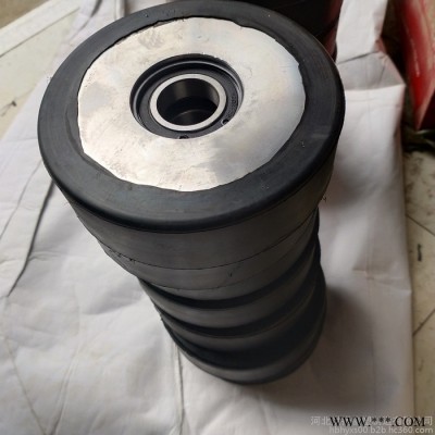 洪扬专业定制 铁芯包胶轮 橡胶包胶轴承滚轮 橡胶包胶滚轮加工 铁芯包胶滚轮 橡胶包胶驱动轮 可定制