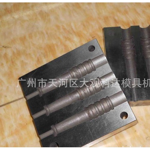 提供橡胶热挤压成型模具加工图2