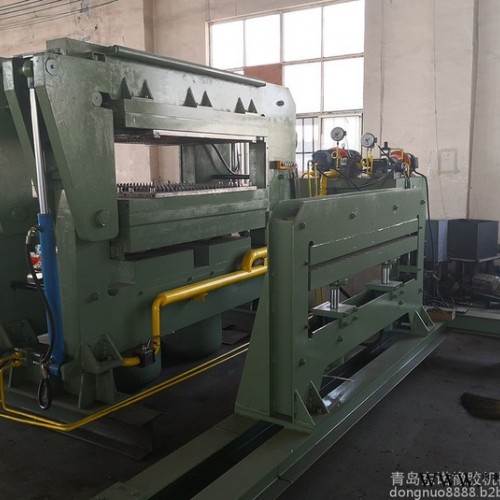 东诺橡胶机械XLB-D/Q1550X1100X1鄂式硫化机 履带硫化机图4