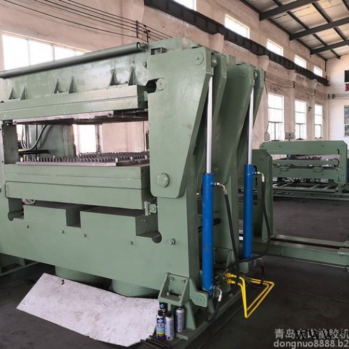 东诺橡胶机械XLB-D/Q1550X1100X1鄂式硫化机 履带硫化机图2