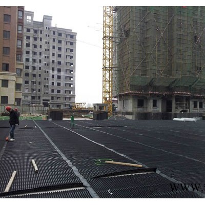 杭州市【建材夹层塑料板】排水板*蓄排水板/超低价批发