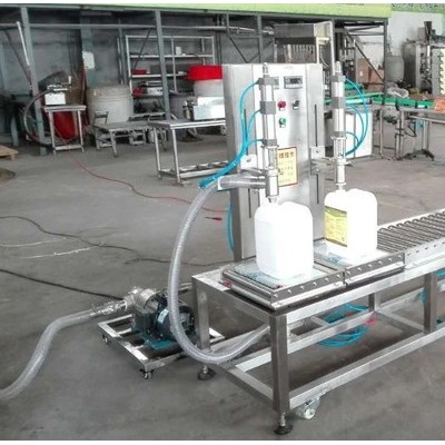 郑州供应大容量车尿素溶液灌装机 10升涂料 颜料花肥大桶自动灌装机厂家图4