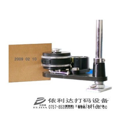珠海依利达纸箱滚码机电线白墨喷码机 湖北电揽内置泵颜料专用喷码机 湖南汽摩配件全自动打码机图1