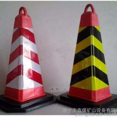橡胶方尖碑 EVA路锥 EVA泡沫方尖碑 路障设施 交通路障 压不坏