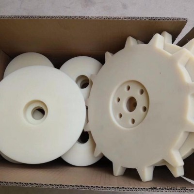 弘熙PEEK齿轮加工生产厂家  硬质尼龙星轮   尼龙拖轮   耐磨尼龙滚轮图5