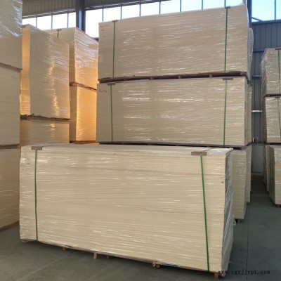 工厂直销 PVC木塑板 PVC墙板 批发PVC板 墙板用装修平整防潮图3