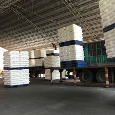 聚乙烯 5200B  溶质0.35, 密度0.960 用于容器，大型玩具，漂浮物图2