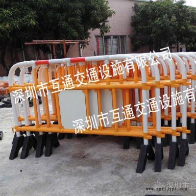 深圳PVC护栏厂家、塑料护栏批发、PVC隔离护栏、环保护栏、彩色护栏、可移动式护栏、PVC护栏价格、市政护栏、U型护栏图2