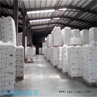 线性聚乙烯LLDPE 例如生产袋子、垃圾袋、弹性包装物、工业用衬套、巾式衬套和购物袋，这些都是利用改进强度和韧性后这种树图4