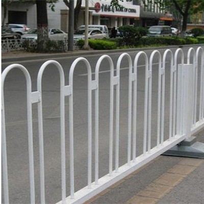 pvc塑钢护栏 道路护栏 浸塑市政护栏 泓磊定制厂家图5
