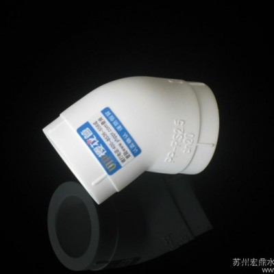 无规共聚丙烯( PP-R)管材在冷热水输送工程中采用热熔接技术，其综合技术性能和经济指标优于镀锌管、UPVC管、铝塑稳态图2