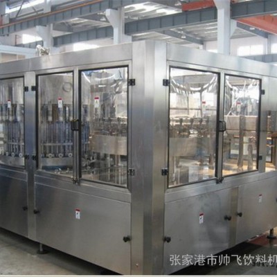 出售小型全自动三合一小瓶水灌装机 2000瓶产量PET型饮料灌装机图2