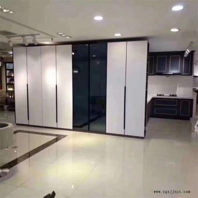 森林羽木业厂家出售专业定做pet高光板高光板加工视频pet高光板报价江苏三胺纸贴面高光板petg高光板厂  欢迎咨询图8