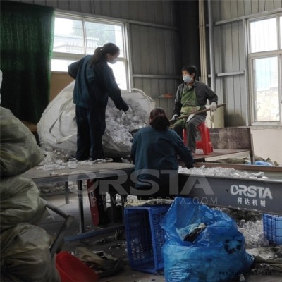 PET矿泉水瓶回收热洗生产线，柯达机械PET塑料瓶粉碎清洗机图4