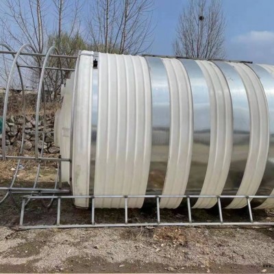 新疆哈市市塑料桶厂家 10吨塑料桶减水剂储罐塑料桶