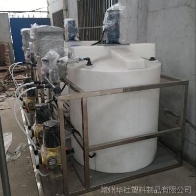 华社厂家直销盐山15吨塑料搅拌桶反应罐1500Lpvc接口圆形加药箱图3