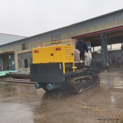 履带式沟渠成型机 中型橡胶履带拦水带滑模机施工 大型隔离带成型机图3