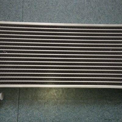 东方红LX1204拖拉机机油散热器 一拖东方红拖拉机配件大全