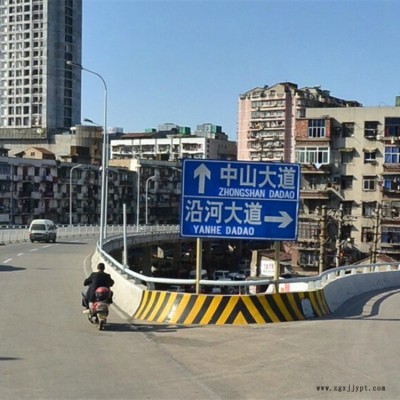 祥路批发销售 道路标牌杆件 安全标志牌 T型标志杆 悬臂标志杆 规格齐全图3