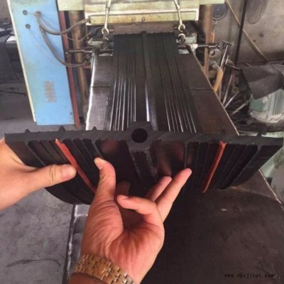 中埋式橡胶止水带320×8mm，综合管廊常用651型橡胶止水带，专业止水带厂家，质量保障图5
