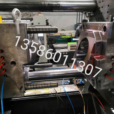 模内贴标模具20L塑料桶模具IML模内注塑模具模内贴油漆桶模具模内贴涂料桶模具模内贴桶类模具开模加工开模图2