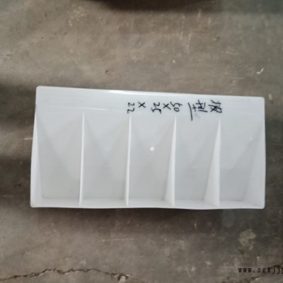 市政公路 工程模具  混泥土预制品 塑料模具 路沿石模具图2