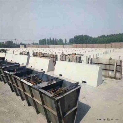 翰轩模具 高速隔离墩模具 交通隔离墩铁模具定做 供应定做图5