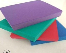彩色橡塑板 红蓝橡塑海绵保温板 保温 隔热 吸音橡塑板自粘橡塑板