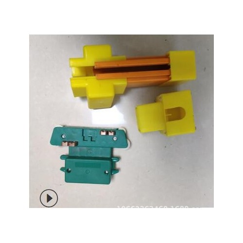带螺丝塑料盒注塑件尼龙PP PA ABS制品加工生产厂家注塑加工