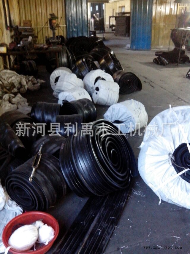 新品橡胶止水条止水带P型胶条P2水封 利禹闸门设备螺杆启闭机示例图2