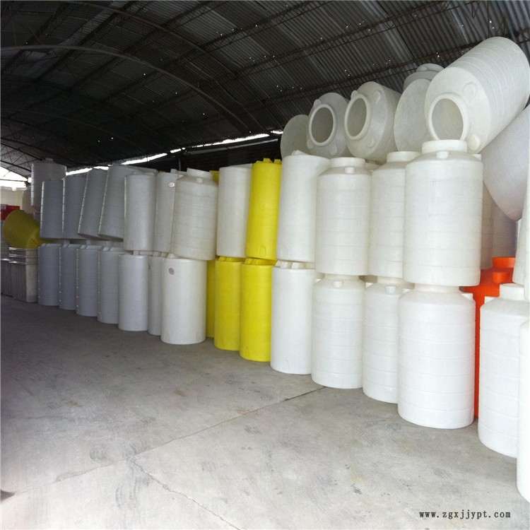 甬诚滚塑 10吨蓄水储桶 羧基储罐 防水剂塑料桶