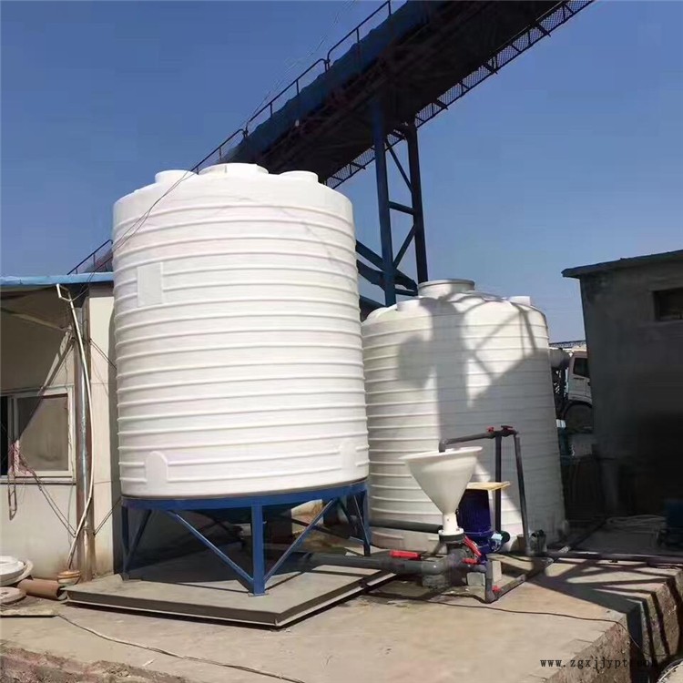 甬诚滚塑 10吨宾馆储罐 泵送剂储罐 聚羧酸复配塑料桶