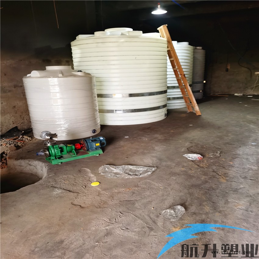 鹰潭农用水桶  锥底储罐  2吨抗摔储罐  江西航升加工直销