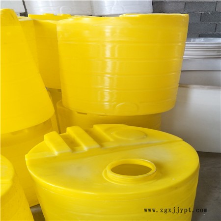 内蒙古呼和浩特 10吨锥底塑料桶 生产厂家