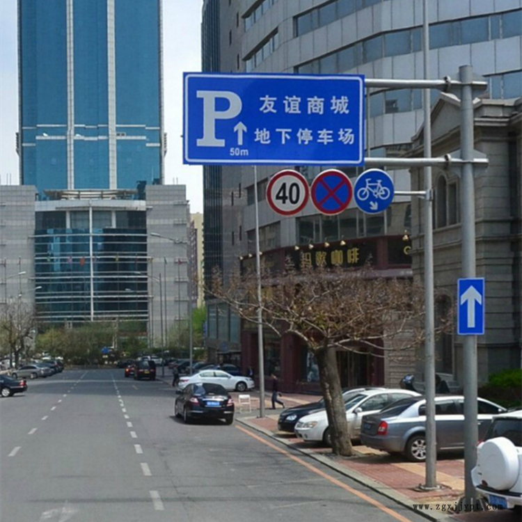治安监控杆 指路标志牌杆 单立柱标志杆 祥路标志杆专业生产