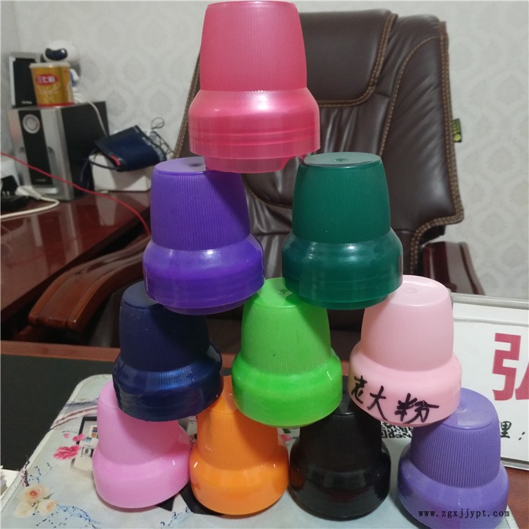 弘大塑业 两升三升 双色注塑加工安全瓶盖 自产自销