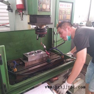 定制宠物吹水机塑料配件开模具注塑加工制造ABS件注塑模具加工厂示例图4