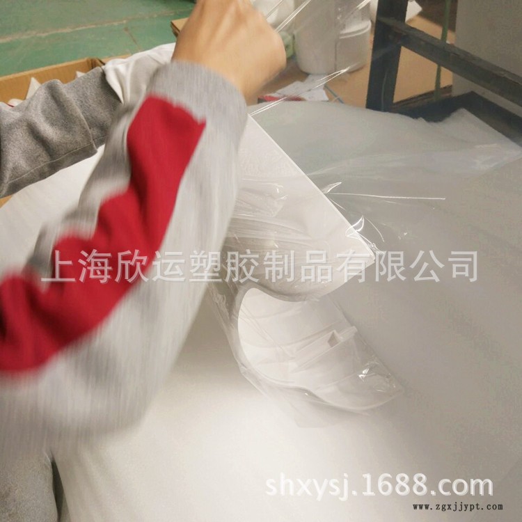 上海大型塑料件开模注塑加工厂家专业吸尘器外壳 暖被机外壳开模示例图5