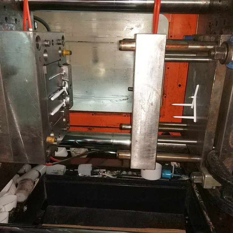 上海注塑加工厂家定制磨牙棒ABS塑料件设计注塑模具开模加工示例图3