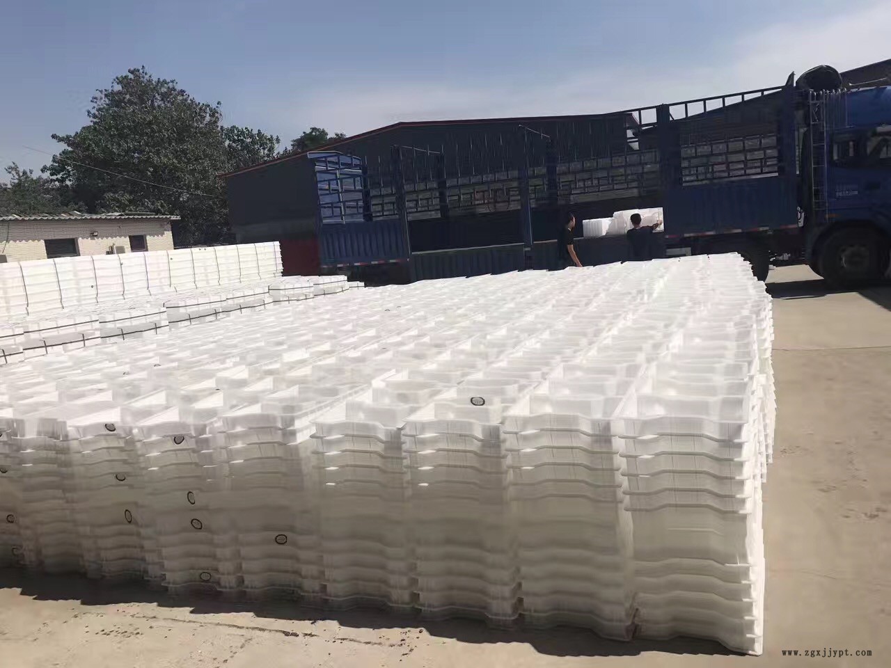塑料模具批发.jpg