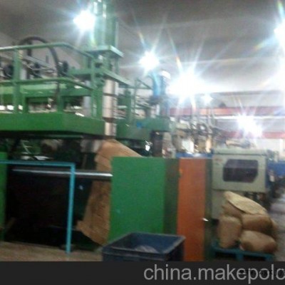 提供玩具（童车）吹塑加工图2
