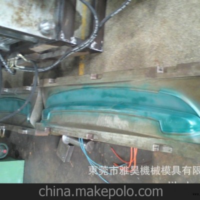 提供汽车尾冀吹塑加工图3