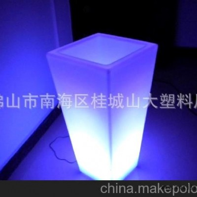 LED发光花盆 滚塑发光花盆 PE发光花盆 塑料花盆 滚塑花盆厂家图3