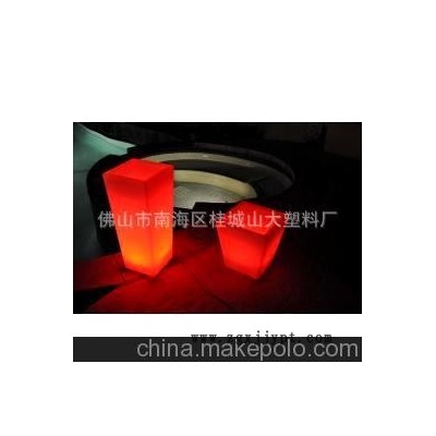 LED发光花盆 滚塑发光花盆 PE发光花盆 塑料花盆 滚塑花盆厂家图2
